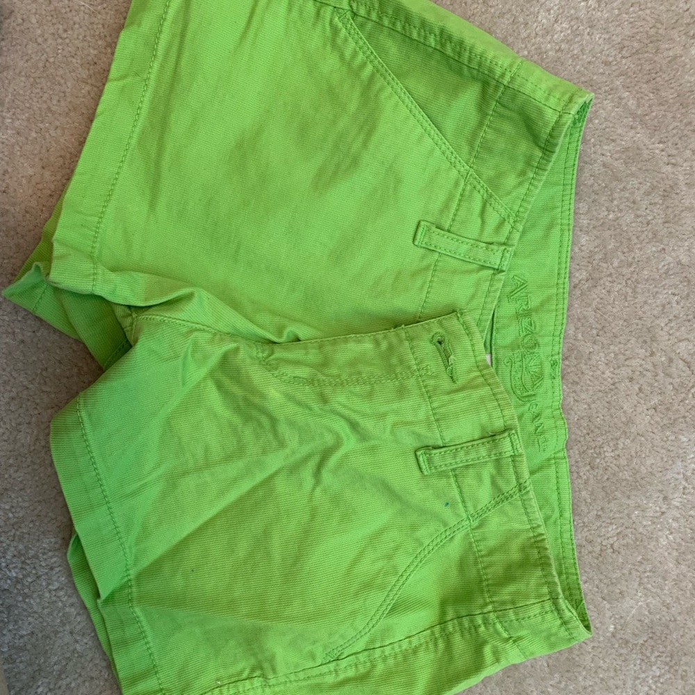 Women/Girl Short